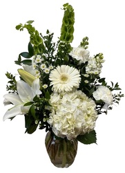 Peaceful White from Lagana Florist in Middletown, CT